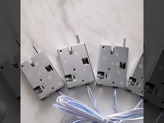 金属の小さい電気ソレノイド ロックの電子収納キャビネットロック